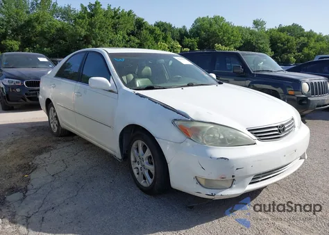 2006 Toyota Camry Xle V6 from USA, damaged, VIN 4T1BF30K76U624885
